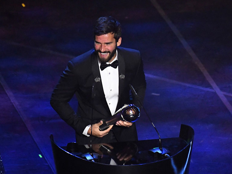 dia do goleiro Alisson Becker