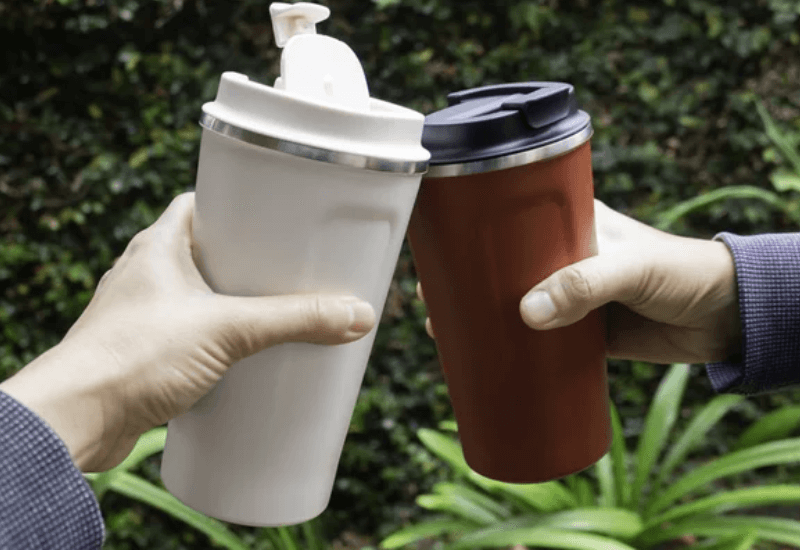 Copo térmico para café