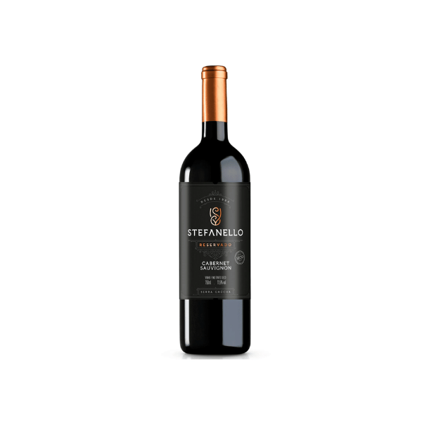 A foto mostra a garrafa do vinho para presentear: Stefanello Cabernet Sauvignon.